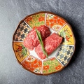 料理メニュー写真 肉寿司(2貫)