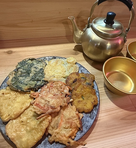 韓国屋台グルメを気軽に楽しめる店
