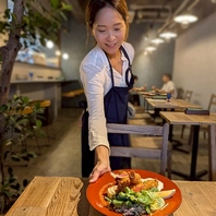 “人と地域を照らす洋食店”