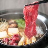 【こだわりのすき焼き食べ放題!】特製割り下で仕上げる本格すき焼きが食べ放題!濃厚なすき焼きのタレとお肉を絡めれば美味しい事間違いなし!プレミアム食べ放題では牛タンととろろも食べ放題に加わり、牛タンの新境地を体験できます!