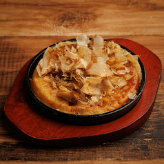 山芋鉄板焼き/せせりゆず胡椒焼き/和牛サイコロステーキ/きのこと海鮮のバター焼き/おでん盛り合わせ