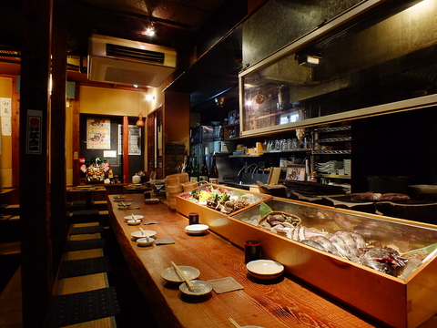 神楽坂の古民家風炉端居酒屋で、新鮮素材の極上日本料理をご堪能ください。