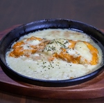 鉄板で焼き上げるオリジナルの創作料理！新感覚との出会いにご期待ください♪