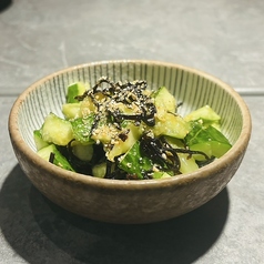 たたきキュウリの塩昆布和え