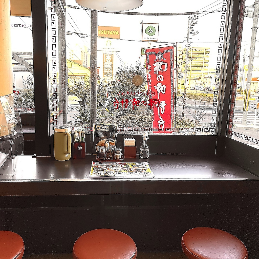 おひとり様でのご利用も大歓迎の「カウンタ―席」をご用意しております！