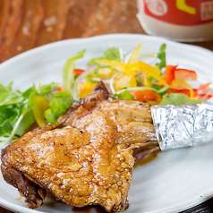 食べごたえ◎骨付き鶏もも肉の鶏油揚げ★