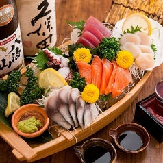 【豪華舟盛り】全国の銘酒と旬の鮮魚を愉しむ大人の贅沢