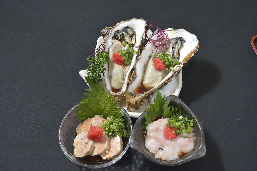 季節を素材も市場から続々入荷します！別紙メニューはチェック必須です(＾◇＾)