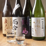 岡山地酒、全国のお酒を用意しております。旬の料理に合うこだわりのお酒をどうぞお愉しみください。
