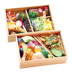 【鶏ごぼう炊き込みご飯＆ばらちらし弁当】