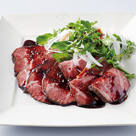 赤ワイン香る自家製ローストビーフ