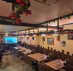 貸切でのご利用も承っております。落ち着いた店内を贅沢に使いながら、沖縄料理と温かな雰囲気で特別な時間をお過ごしいただけます。詳細やご予約はお気軽にお問い合わせください！