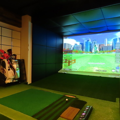 高性能シュミレーター導入!完全個室でお酒を楽しみながらゴルフが堪能できる、当日予約OK♪