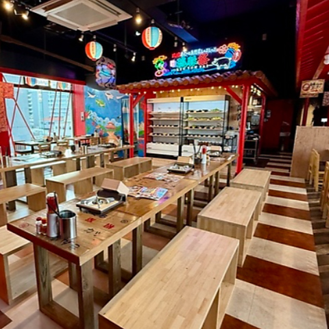 肉から野菜、一品料理まで、沖縄ならではのごちそうを堪能できます♪