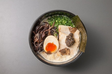 博多焼き鳥&ワイン 英国 昇龍のおすすめ料理1