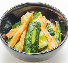 白だし風味のたたききゅうりとピり辛メンマ和え