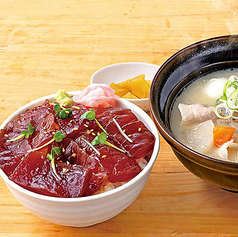 [大満足]キハダまぐろ漬け丼と豚汁セット