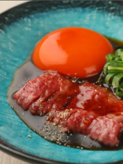 和牛炙りユッケ