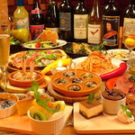 忘新年会・歓送迎会など季節のご宴会や大人数での貸し切り宴会など様々なシーンに対応しております♪