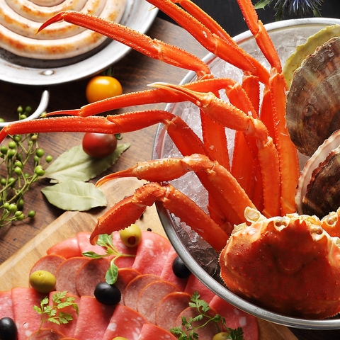 【ビュッフェ・バイキング】ホテルレストランでゆっくりお食事をお愉しみください。