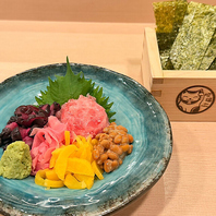 見た目にも華やかなお料理の数々。