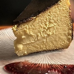 テイクアウトOK！バスクチーズケーキ