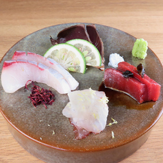 ＜しょうゆで食べない＞鮮魚盛り(1人前)