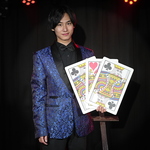 ワンドリンクとマジック道具付きお子様プレートでご家族でのお食事も安心！