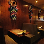 店内奥にはまったり広々と使える大人気ソファー席をご用意♪女子会や飲み会等ゆっくりお寛ぎ頂けます