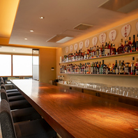 14時開店。昼から夜へ、移ろいゆく祇園を味わう一杯