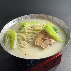 鶏白湯出汁ラーメン