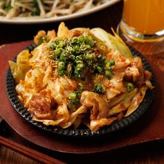 牛ホルモンの味噌炒め