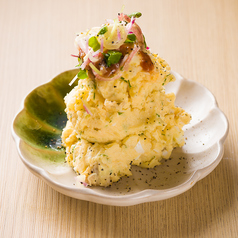 牛たん日和のポテサラ