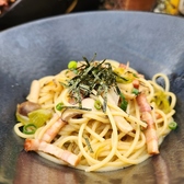 いろいろきのこの厚切りベーコン和風オイル　952円 (税込)