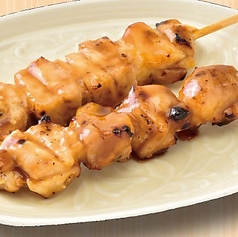 鶏皮串焼き