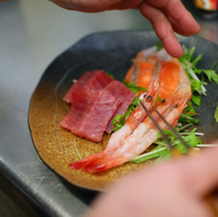 鮮度と盛り付けにこだわります