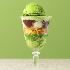 宇治抹茶パフェの写真