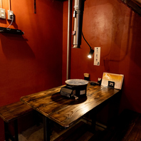 プライベート感がうれしい半個室風のお席もございます