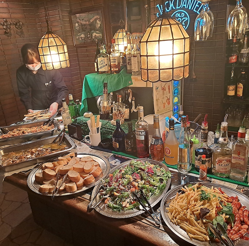 貸し切りご予約受付中！！ビュッフェもオススメですよ