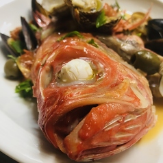 伊豆の港で朝どれ鮮魚 キンメダイのアクアパッツァ