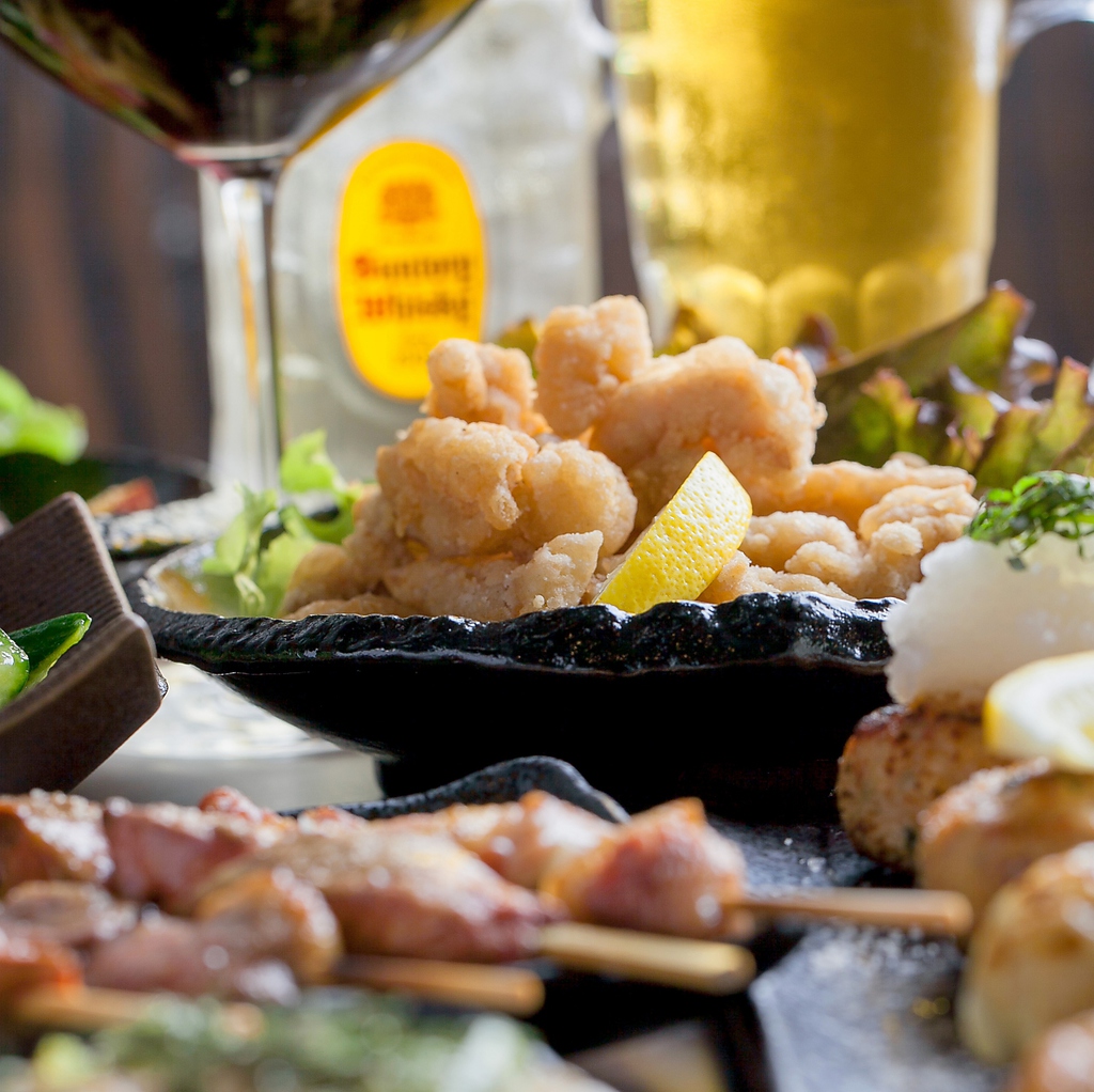 ご宴会にオススメのコースはどれも飲み放題付！鶏料理が好きな方は是非一度ご賞味下さい。