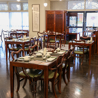 クラシカルなインテリアが彩る上質な空間