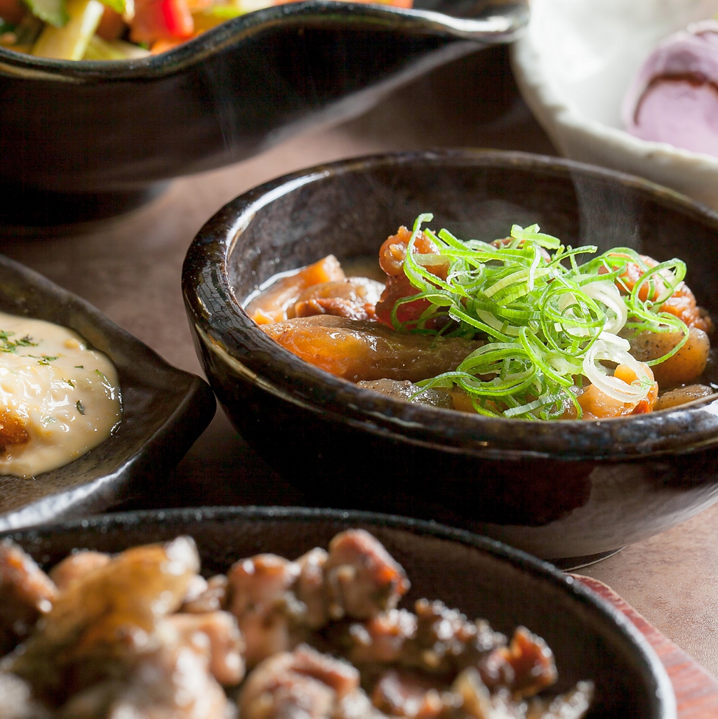 一羽買いすることにより、実現できるリーズナブルな価格！ドリンクも非常にお安くご提供！