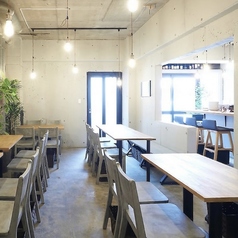 20名様~OK!【新歓・送別会・歓迎会・懇親会などに◎】生ビールやスパークリングも含む飲み放題に加えて、貸切料・スクリーンなど使用料無料!お時間の延長なども承れます♪まずはお気軽にお電話にてご相談ください!