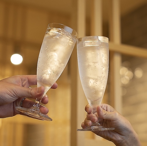 ������ ��M