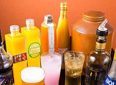 女性のお客様にもお楽しみいただけるような果実酒ベースや酎ハイなどご用意もしております！