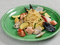 魚介たっぷりペスカトーレ