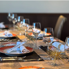 15名様以上の貸し切りパーティのご予約も承っております。お気軽にご相談ください。