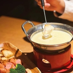 BARで味わうチーズフォンデュ