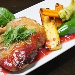 あっと驚くような料理も多数ご用意しております。ボリューム満点で、明日へのエネルギーになります♪